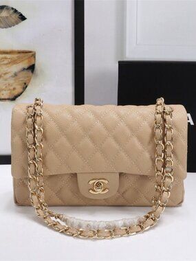 CHANEL CLASSIC FLAP HANDBAG